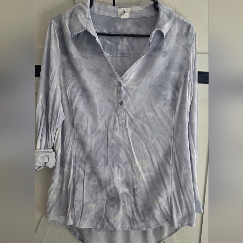 b new york Soft Blue Button-Down Shirt